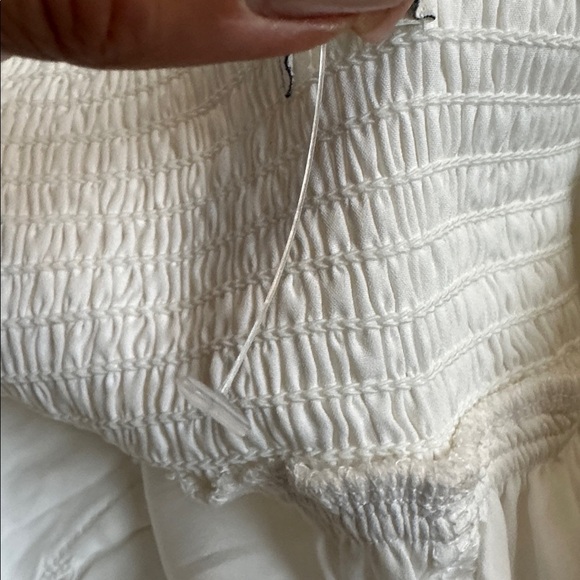 HOLLISTER White Smocked Dress size XXS Short - Picture 7 of 12